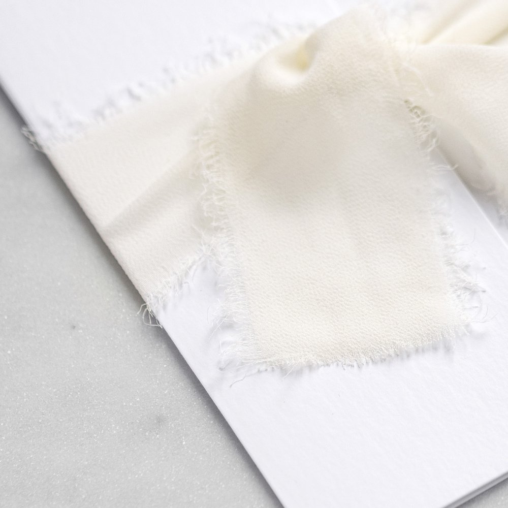 Elfenbeinfarbenes Musselinband 45cm